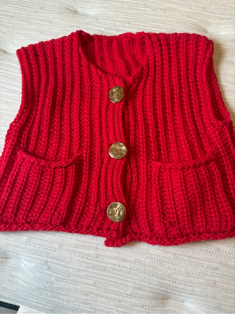 Source Unknown Bright Red Chunky Knit Button Front Vest